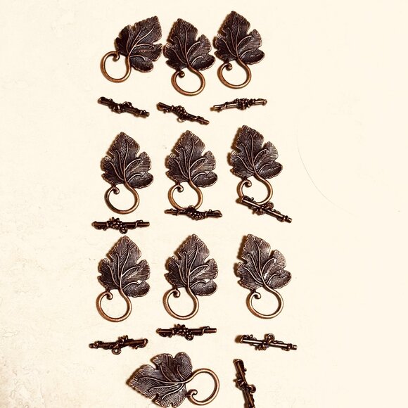 2/$20, Large Grape Leaf Shape Red Copper Tone Alloy OT Toggle Clasps 10 Sets - Picture 1 of 5